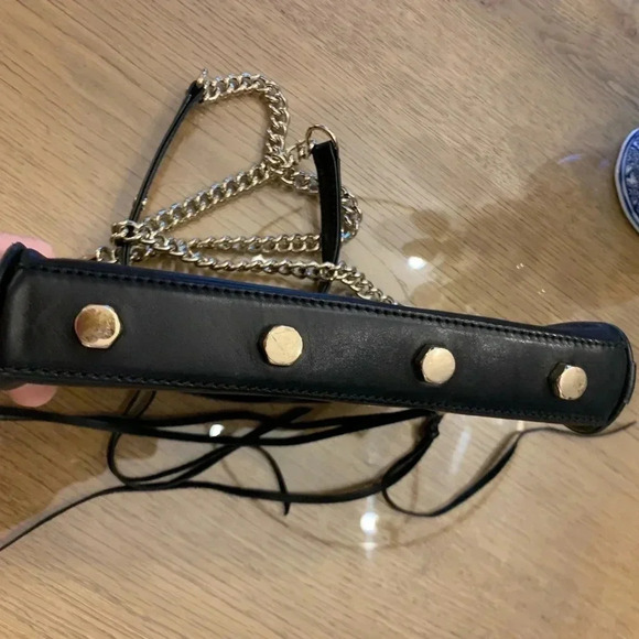 Rebecca Minkoff Black Leather Crossbody Bag with Zipper Detail - Picture 6 of 10